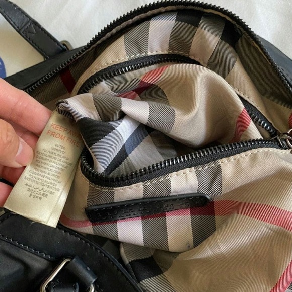 Burberry Purse Authentic - Picture 8 of 11